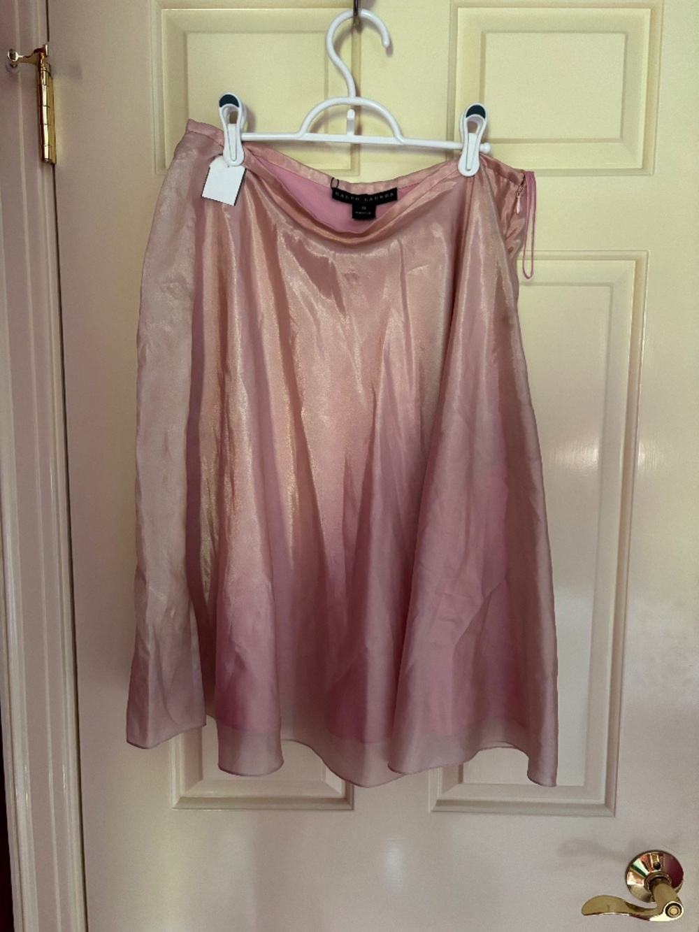 Gorgeous pink silk Ralph Lauren skirt